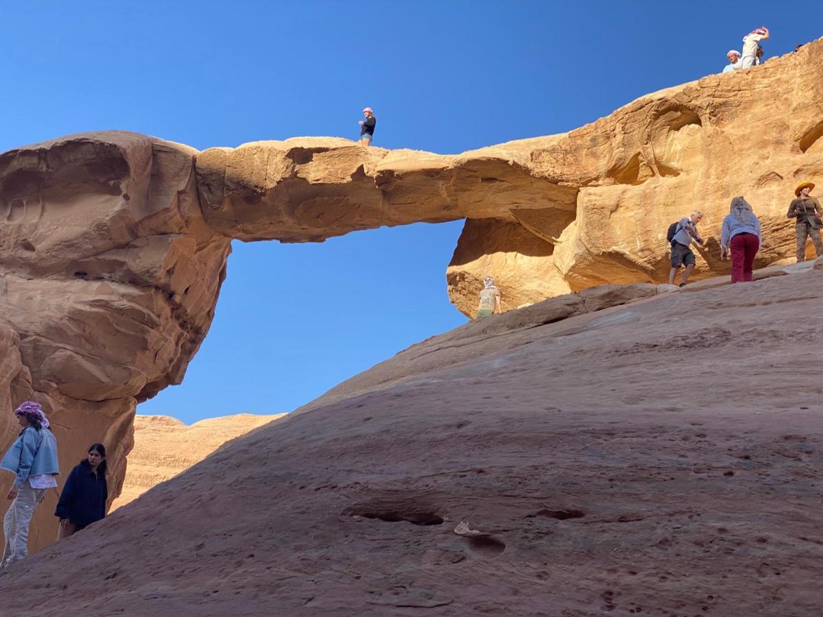 Wadi Rum Hugo Camp Exterior photo